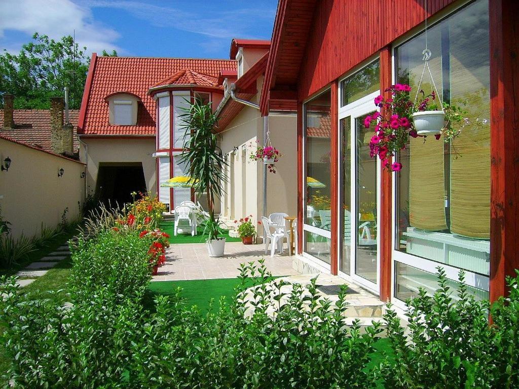 Agria Wellness Guesthouse Егер Екстериор снимка