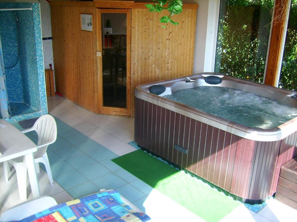 Agria Wellness Guesthouse Егер Екстериор снимка